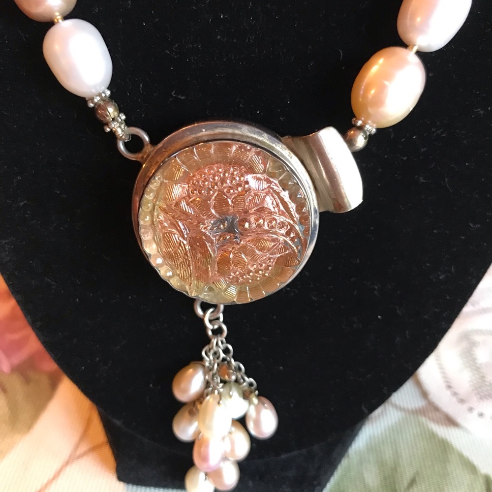 STERLING CLASP SINGLE STRAND OF LARGE GLASS PEARLS - Picture 4 of 14